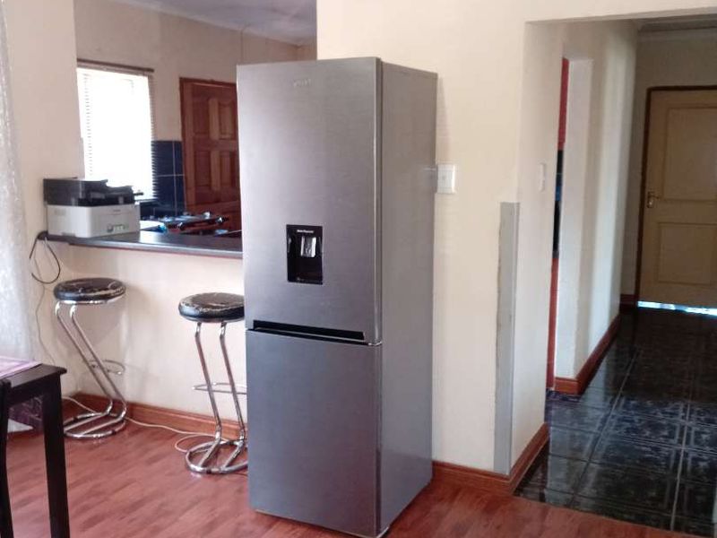 THREE BEDROOM HOUSE FOR SALE IN DAWN PARK EXT 7 - Photo 6