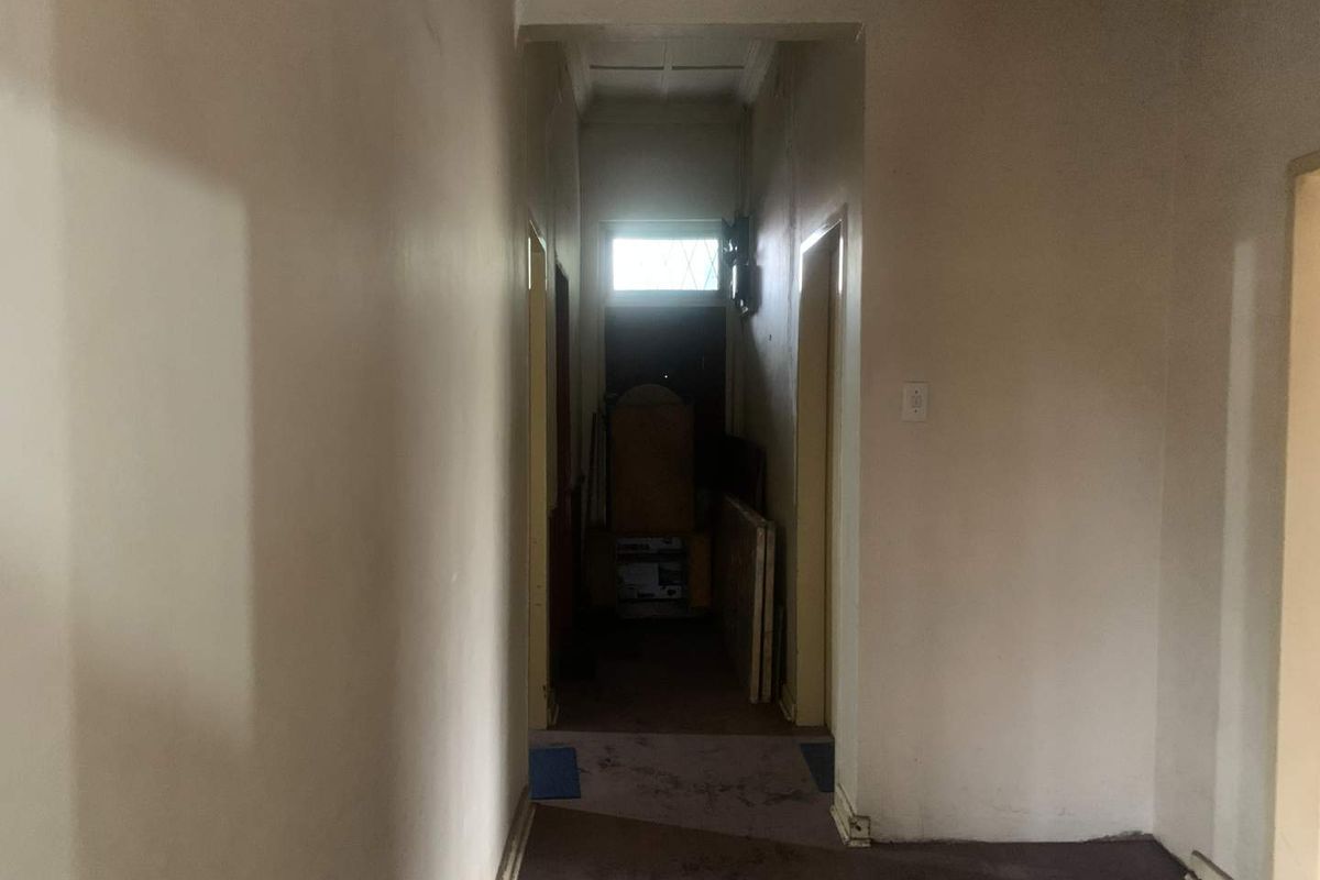 Rosettenville Haven: Comfortable Living with Income Potential - Photo 5