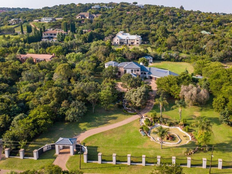 Magnificent 6 Bedroom Family Residence in Mooikloof Equestrian Estate - Photo 5