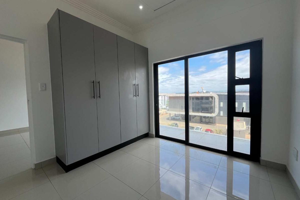 Modern 2-Bedroom Apartment for Ren - Photo 5