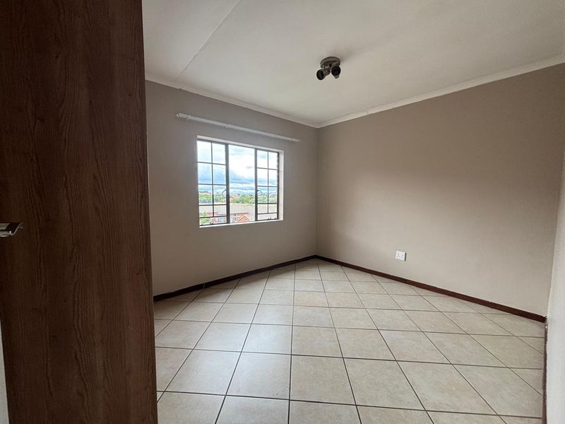 2 Bedroom 1 Bathroom Townhouse For sale in Midrand - Photo 10