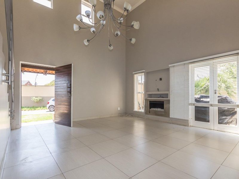 3 Bedroom House to Rent in Dainfern - Photo 6