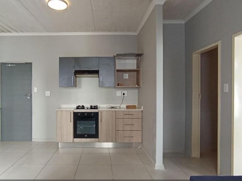 1 Bedroom apartment In Midridge Park - Photo 3