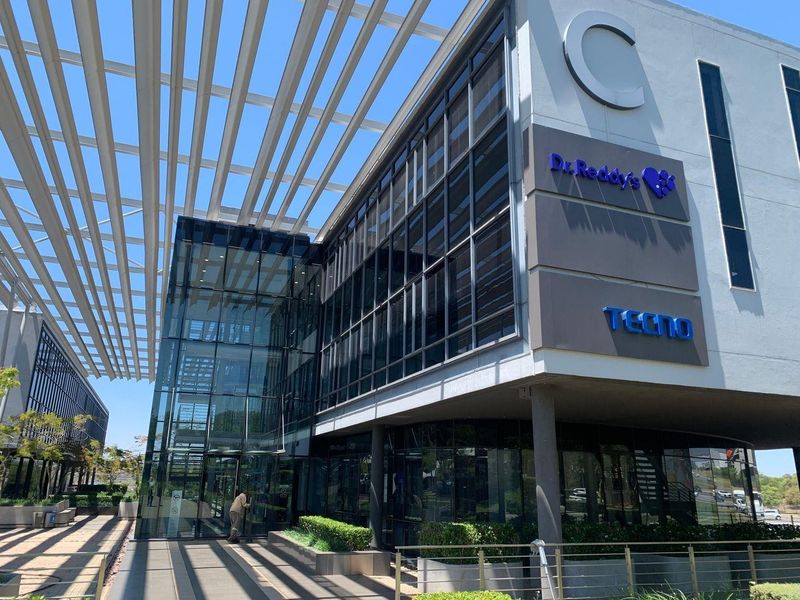 781m2 Woodmead North Offices To Let - Photo 4
