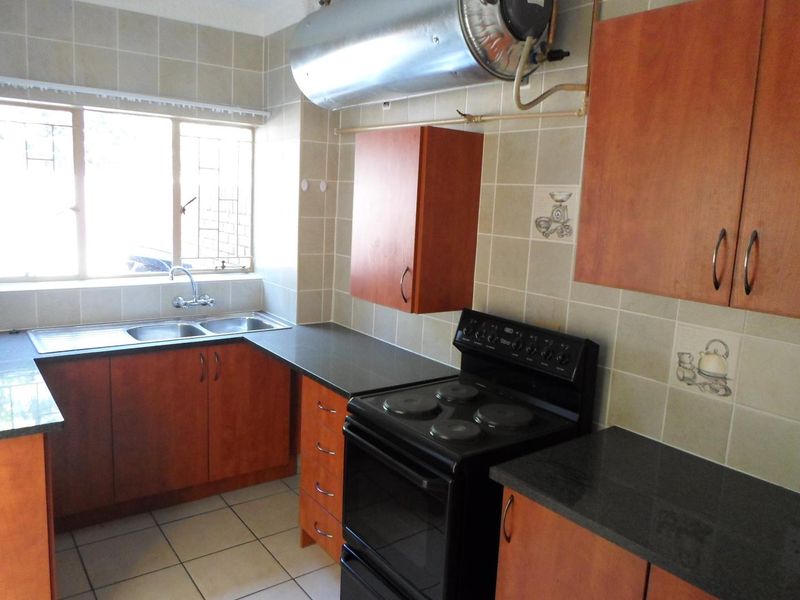 2 BEDROOM DUPLEX TO RENT IN DORANDIA - Photo 4