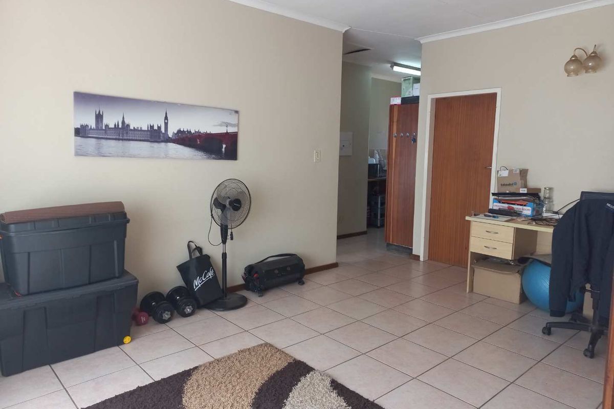 Month-to-month rental contract! 2 bedroom apartment - Photo 4