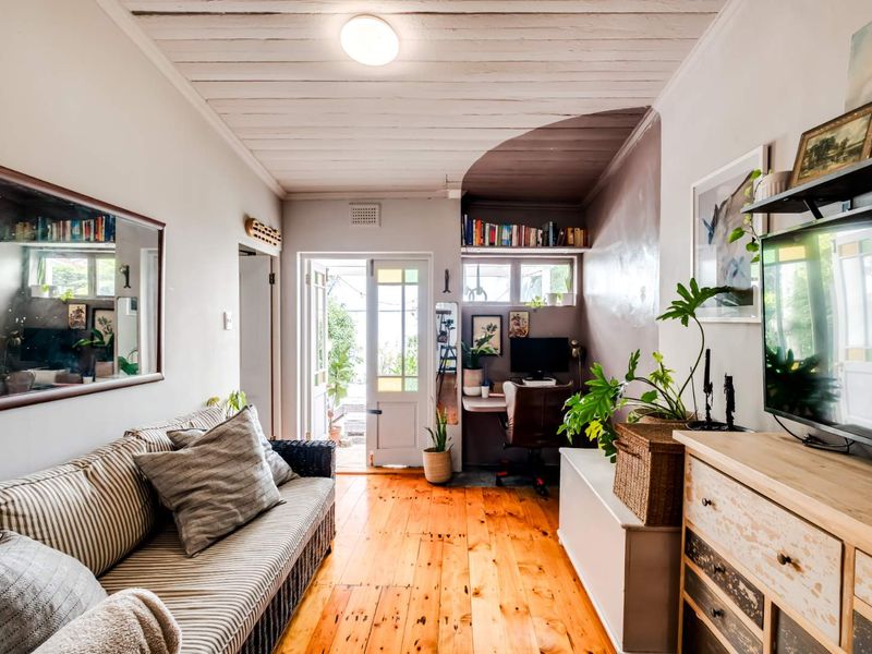 Dual-Living Duo! - Photo 8