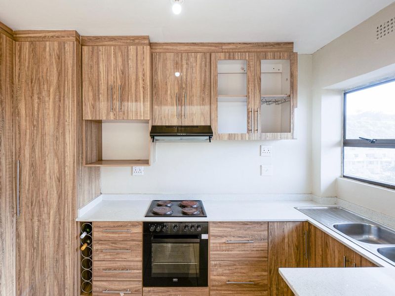 On the beach - Photo 6