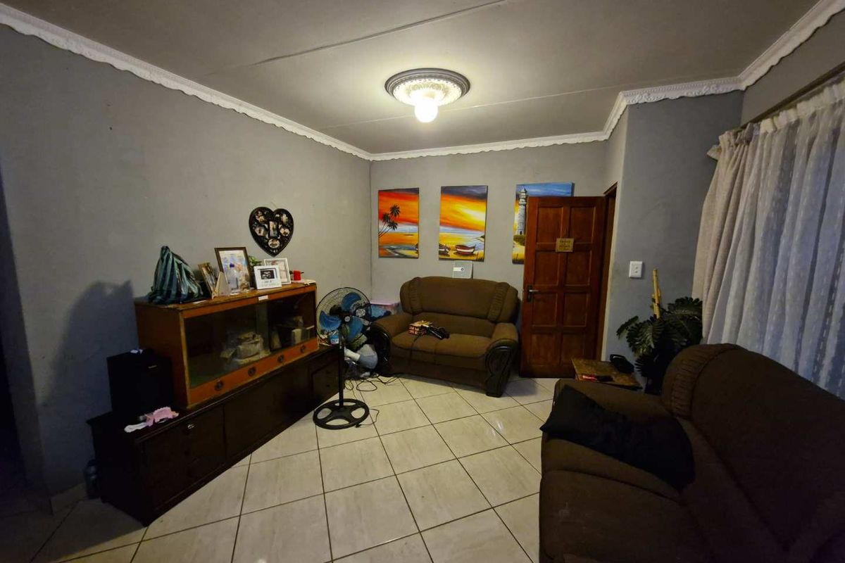 2 Bedroom house  for rent in Kilner Park. - Photo 5