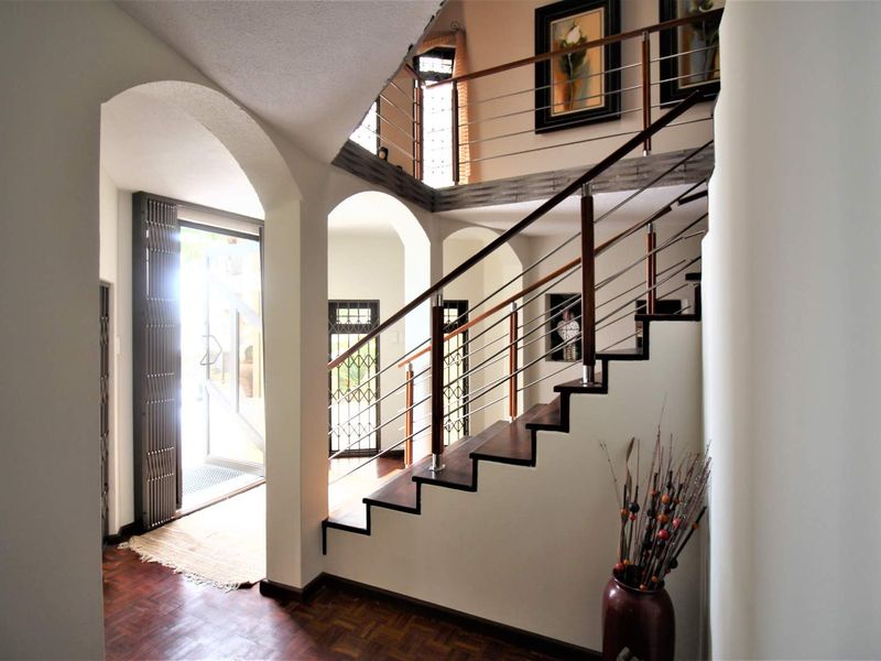 LUXURY SEA VIEW HOUSE FOR SALE IN CUL DE SAC - CENTRAL SWAKOPMUND - Photo 9