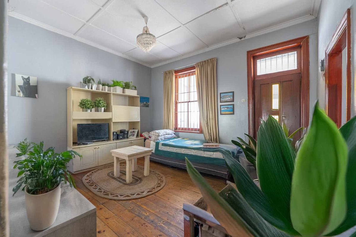 Renovators Dream Home - Photo 4