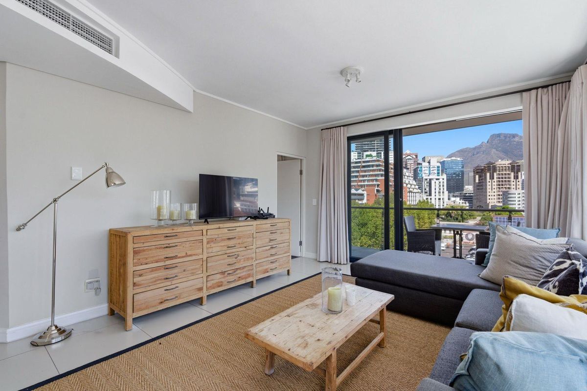 LUXURY LIVING IN THE HEART OF DE WATERKANT. THE POPULAR ROCKWELL COMPLEX - Photo 2