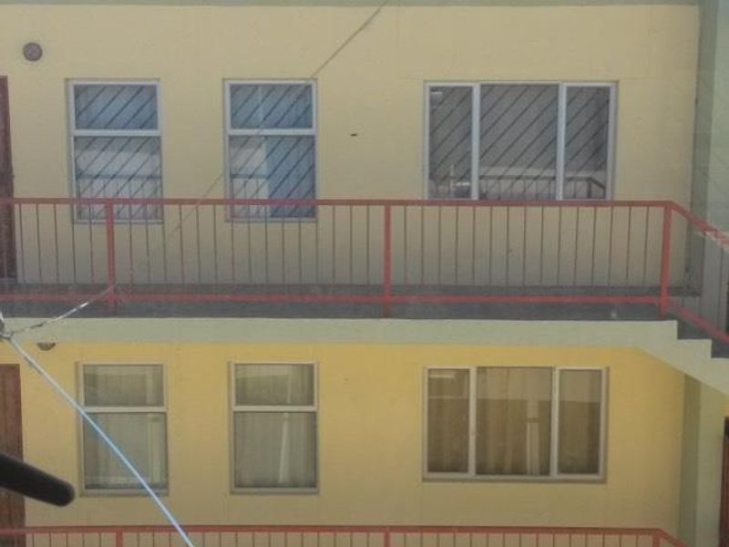 WELL MAINTAINED 2 BEDROOM APARTMENT IN OTJOMUISE!!! - Photo 5