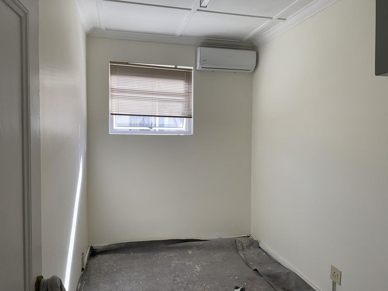 Offices with loads of character - Photo 7