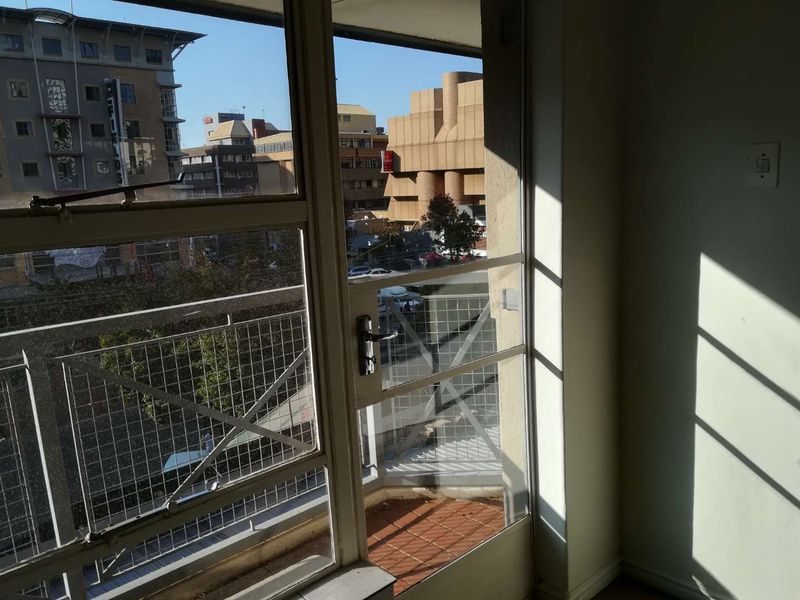 1 BEDROOM APARTMENT TO RENT - Photo 9