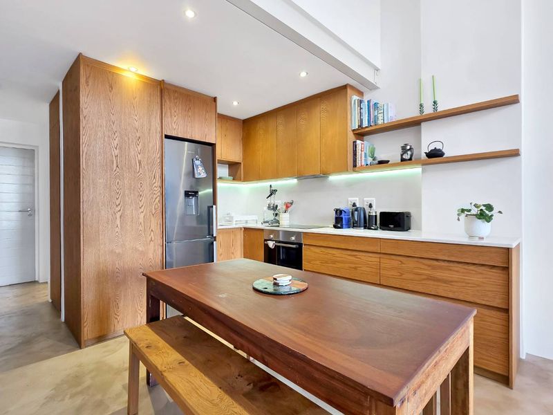 Airbnb-Friendly Loft Apartment in De Waterkant - Photo 6