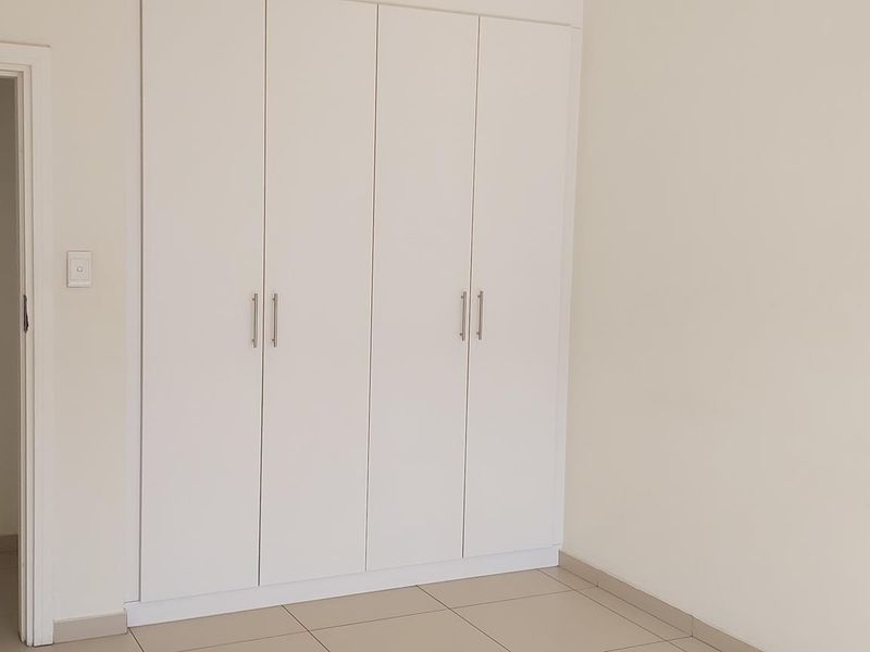 1 Bedroom top floor apartment - Photo 8
