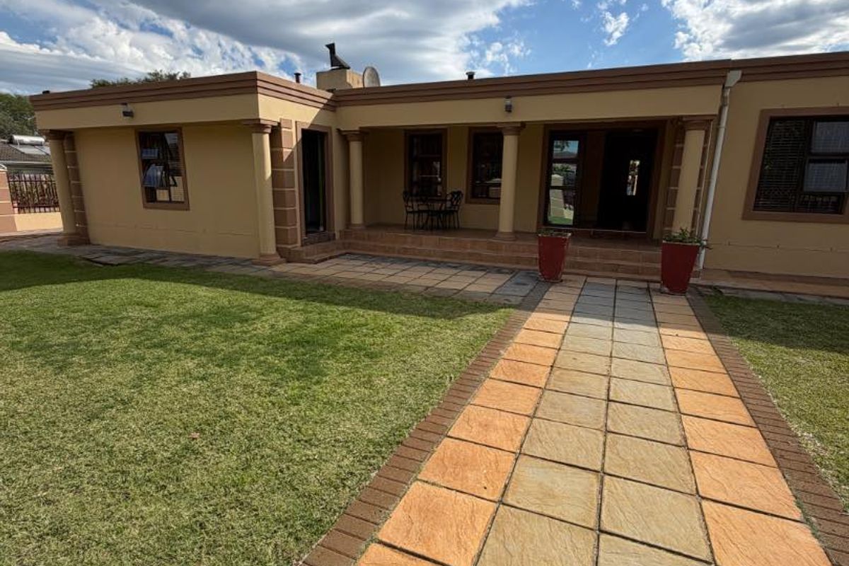 5 Bedroom House For Sale In Elim Kuils River - Photo 3