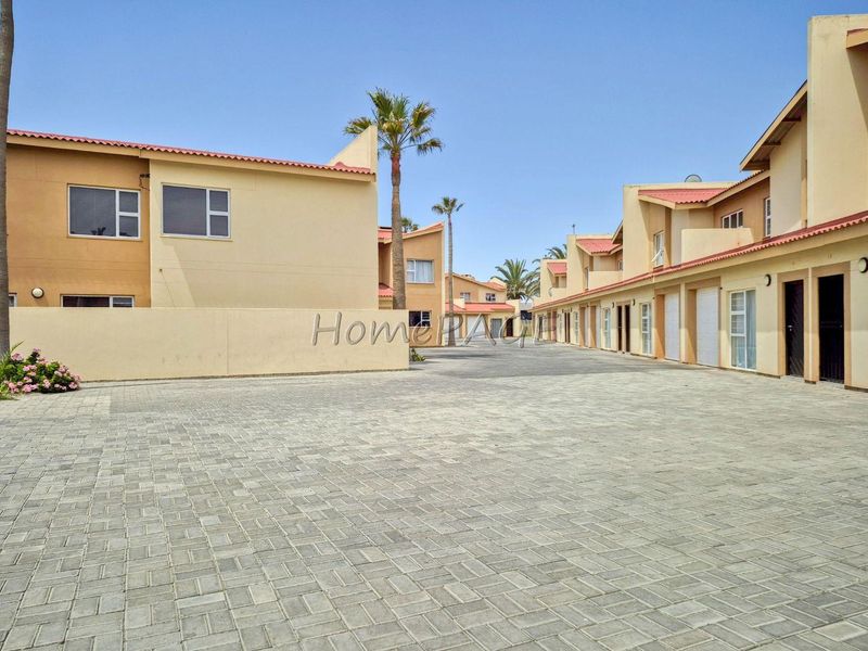 Fairway Estates, Walvis Bay:  Unit in Tamar Village is for Sale - Photo 3