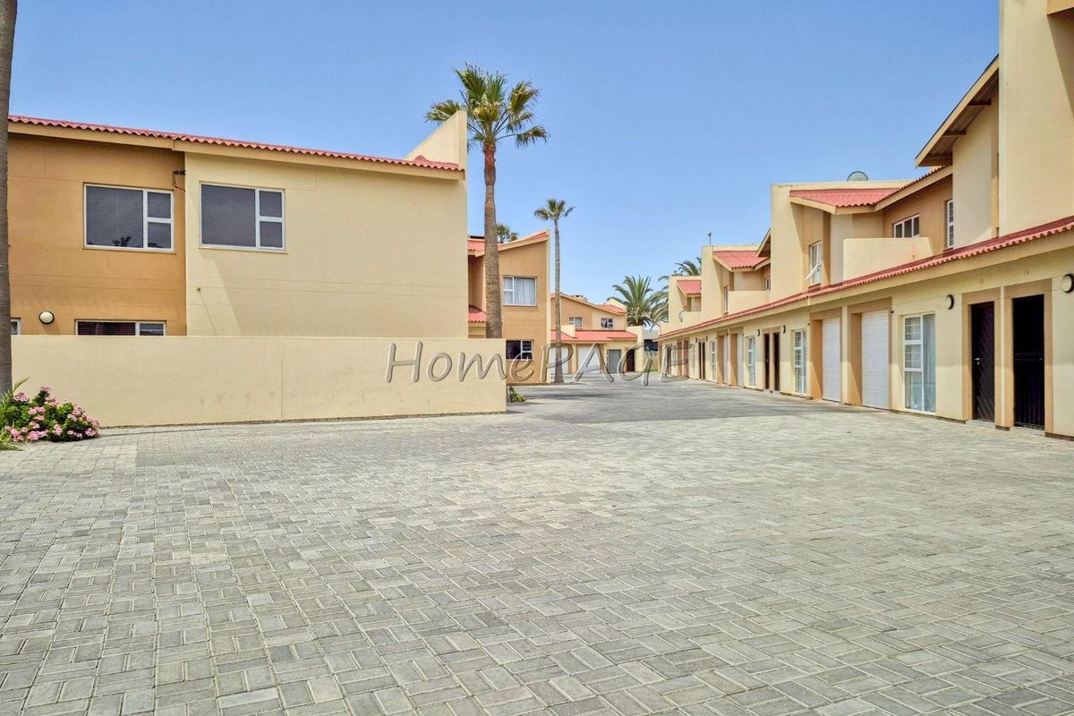 Fairway Estates, Walvis Bay:  Unit in Tamar Village is for Sale - Photo 3