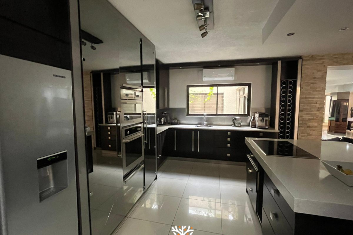 Luxury Estate Living at Windhoek Country Club | N$5.85m - Photo 2