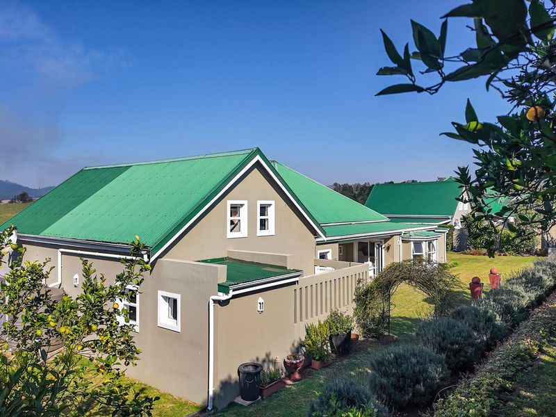 4 Bedroom Family Home with Farmland Views in Broadacres Estate, Howick - Photo 7