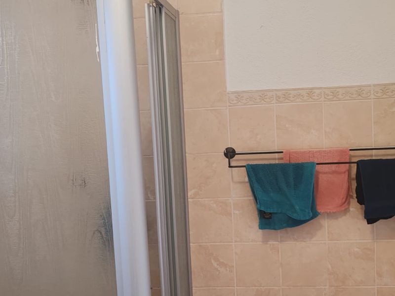 Cozy Midrand Living: Your Dream Apartment! - Photo 8