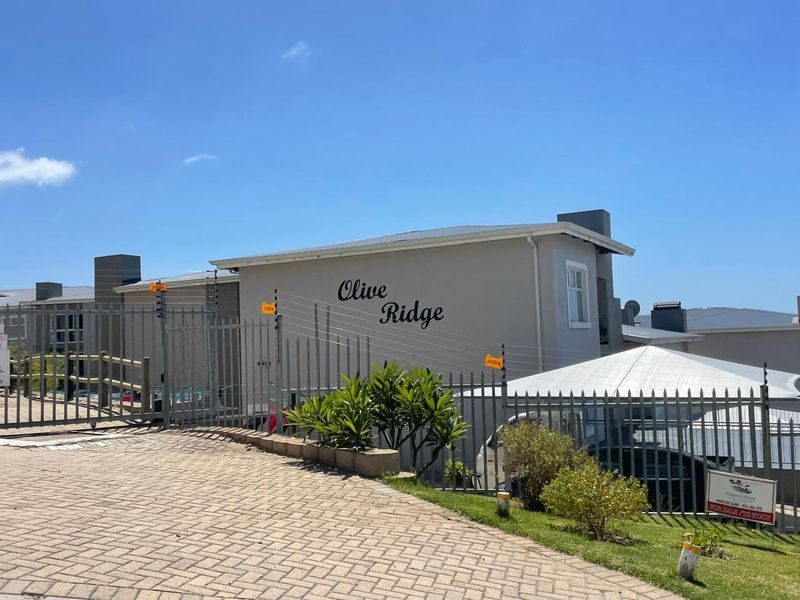 Pet friendly, ground floor apartment - Photo 2