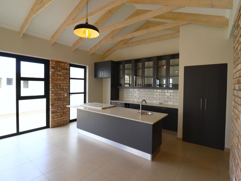 New Modern House for Sale, Kramersdorf Swakopmund - Photo 4