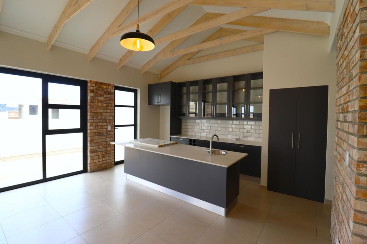 New Modern House for Sale, Kramersdorf Swakopmund - Photo 4