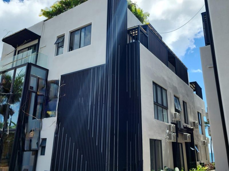 BAYSIDE PENTHOUSE - Photo 5