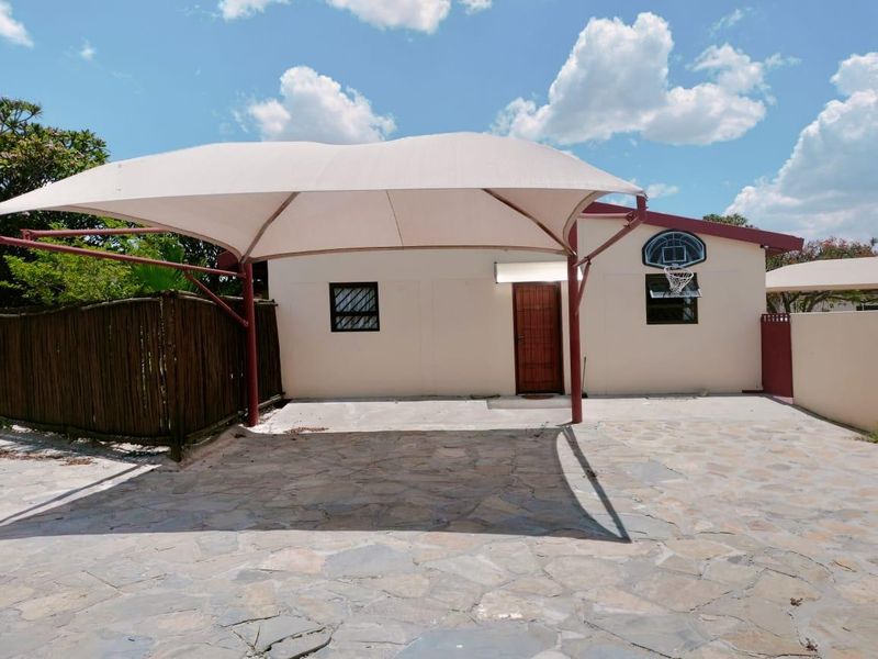 Discover Luxury Living: Stunning 4-Bedroom Dream Home Awaits - Photo 8