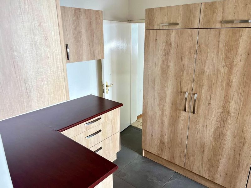 Eros- For Sale- N$5 200 000 - Photo 5