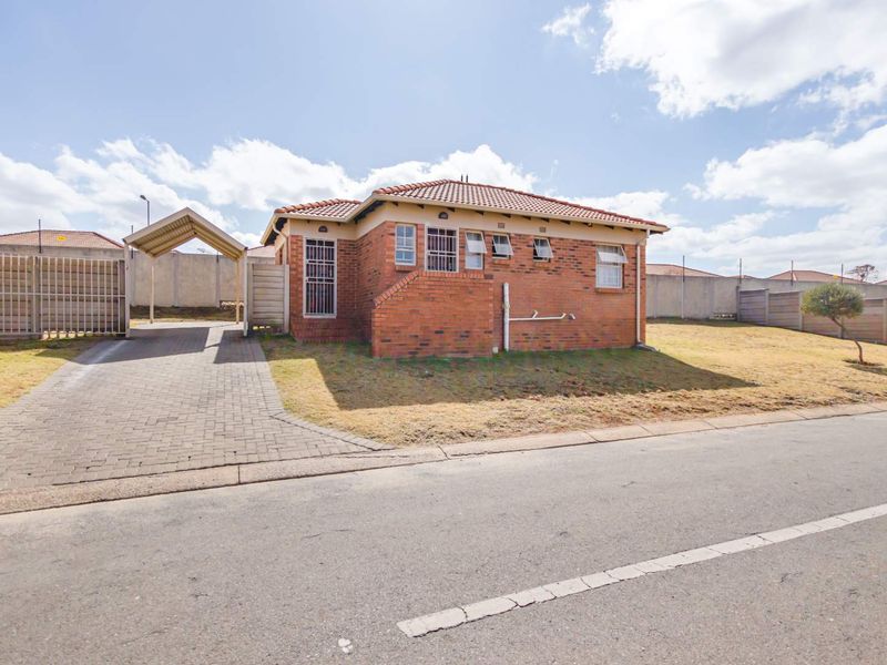 3 Bedroom House In A Secure Estate - Photo 10