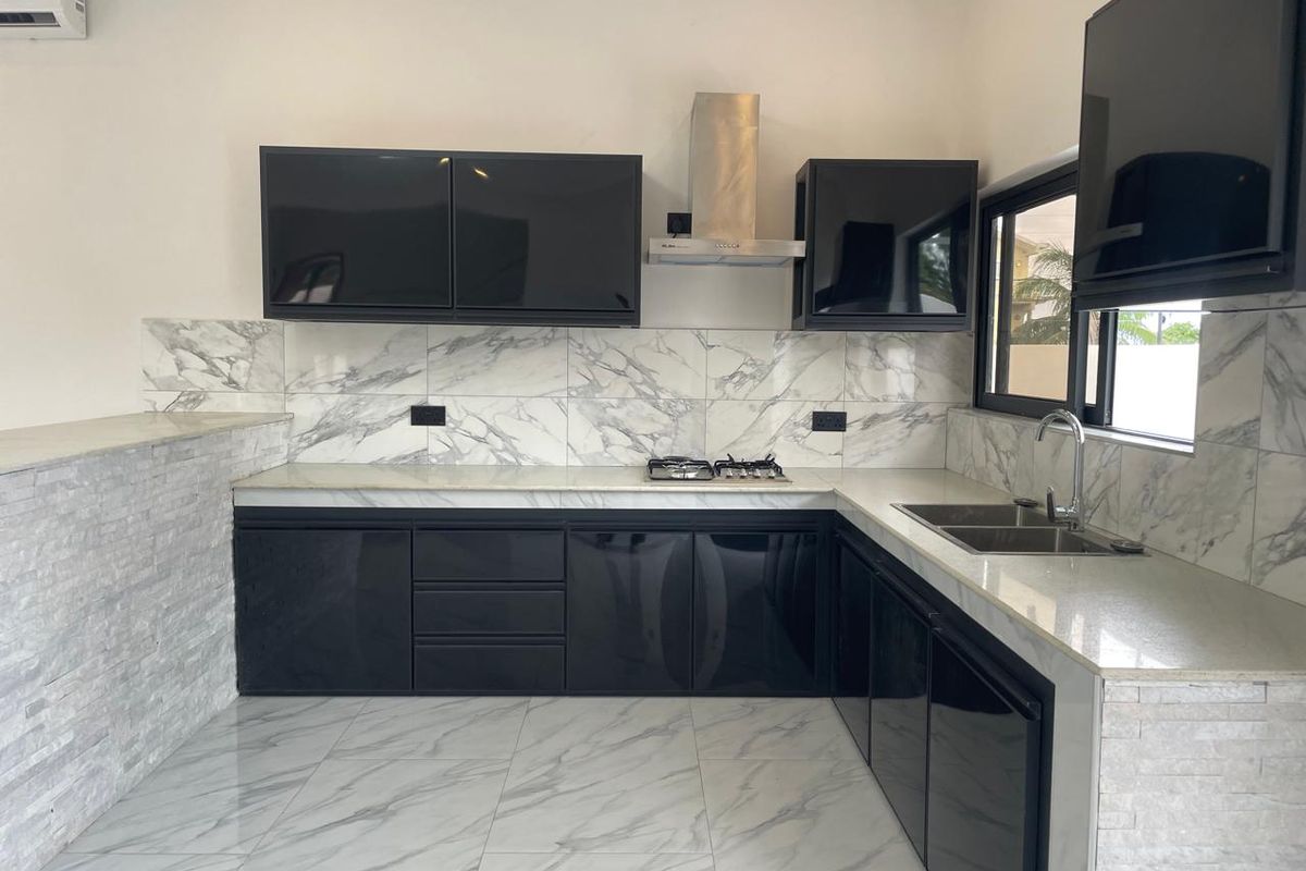 Contemporary Newly Built Villa with Rooftop Views – 5 Minutes from Super U, Grand Baie - Photo 4