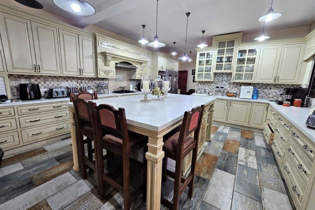 8.8 Hectare Smallholding in Elandsfontein - Photo 5