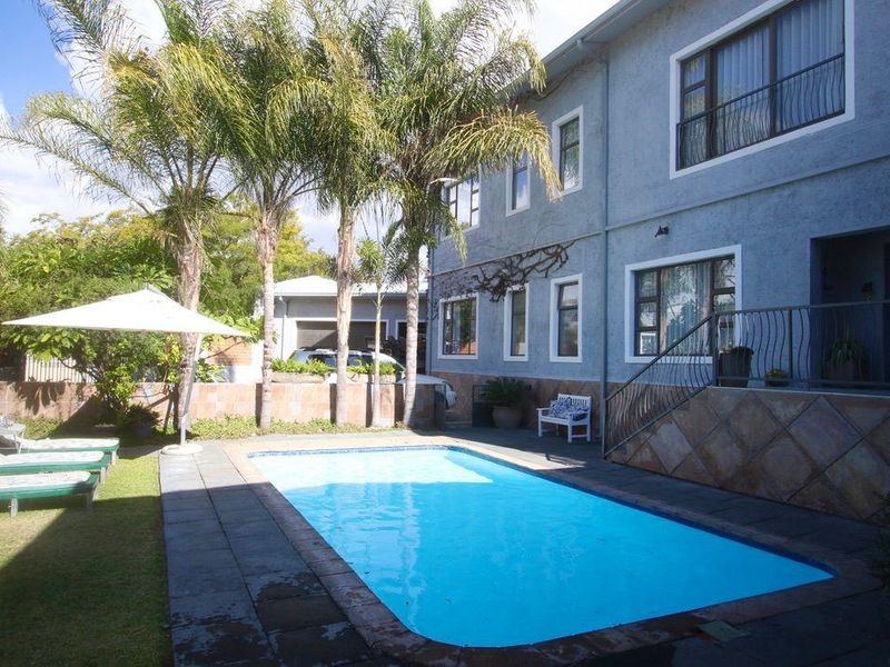 FOR SALE | LUXURY GUESTHOUSE OR EXCLUSIVE RESIDENCE | EROS PARK, WINDHOEK - Photo 2