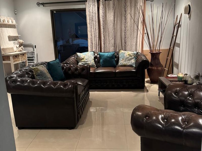 FREESTANDING FAMILY HOME FOR SALE 📍Dorado Park - Photo 6
