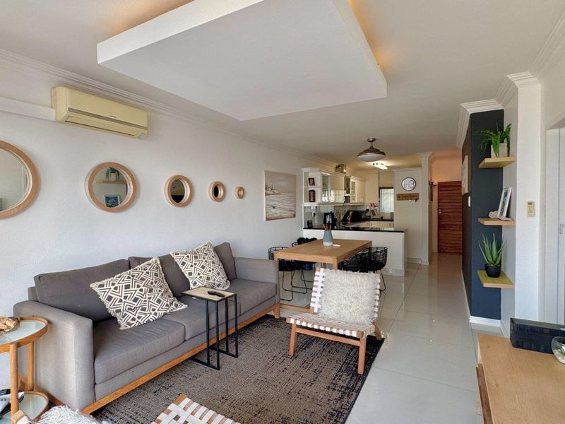 Stunning 2-Bedroom Apartment with Sea Views in Umhlanga Central - Photo 5