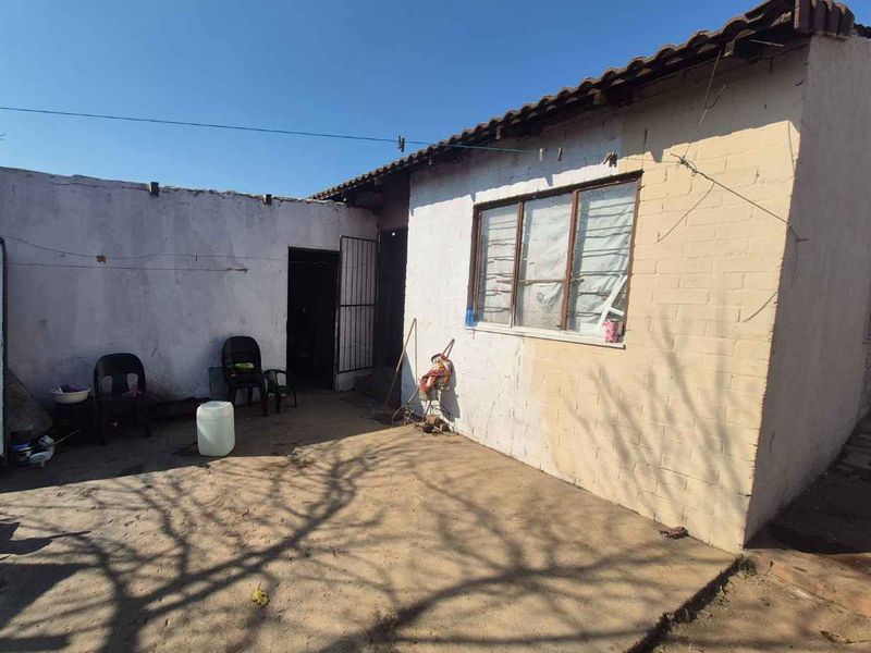 HOUSE FOR SALE-CLAREMONT - Photo 2