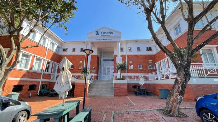 Property #2558853, Office Rental Monthly in La Lucia