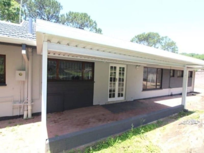 Dream Family Home with a Wealth of Potential in Queensburgh! - Photo 1