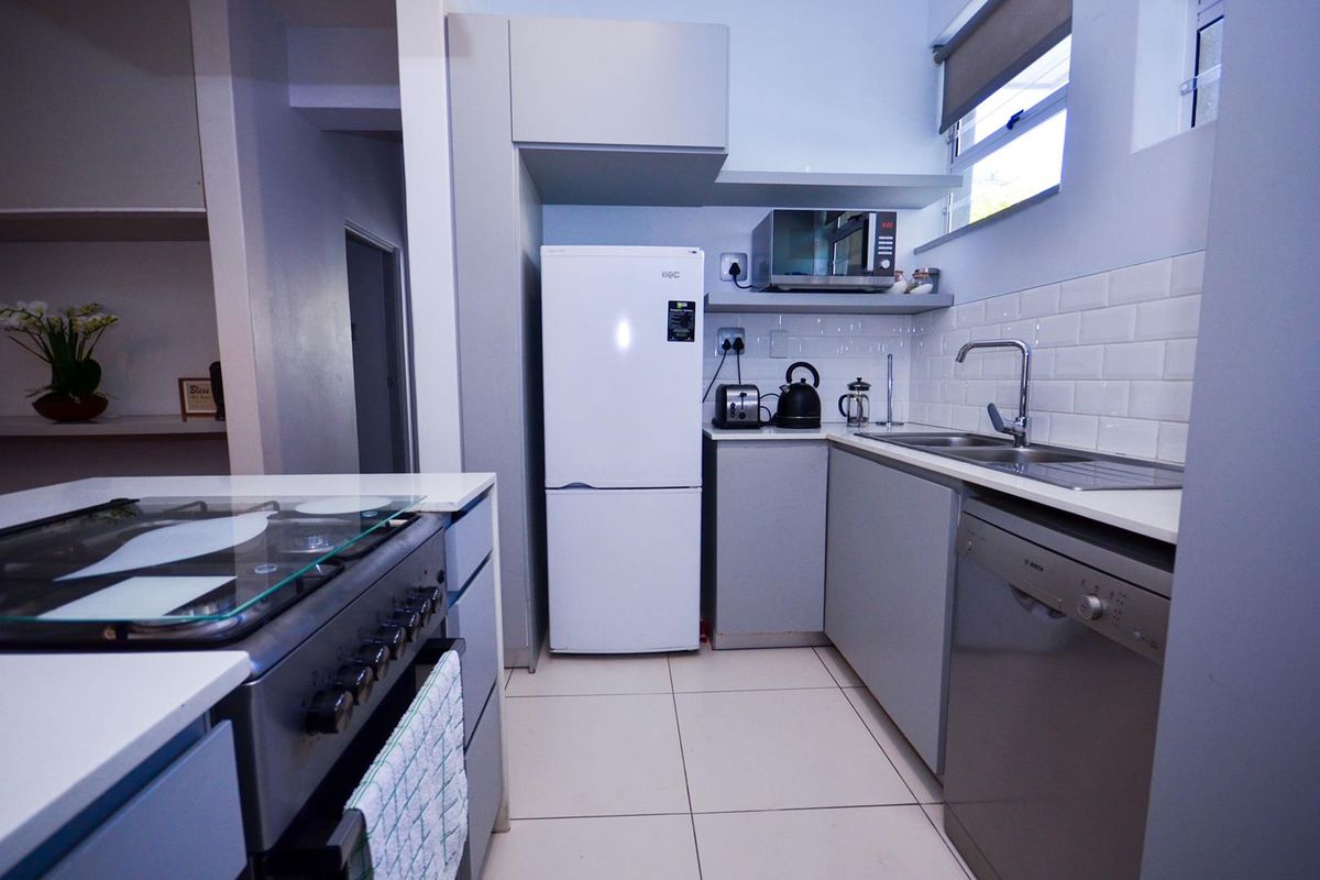 Modern Stylish apartment - Photo 3