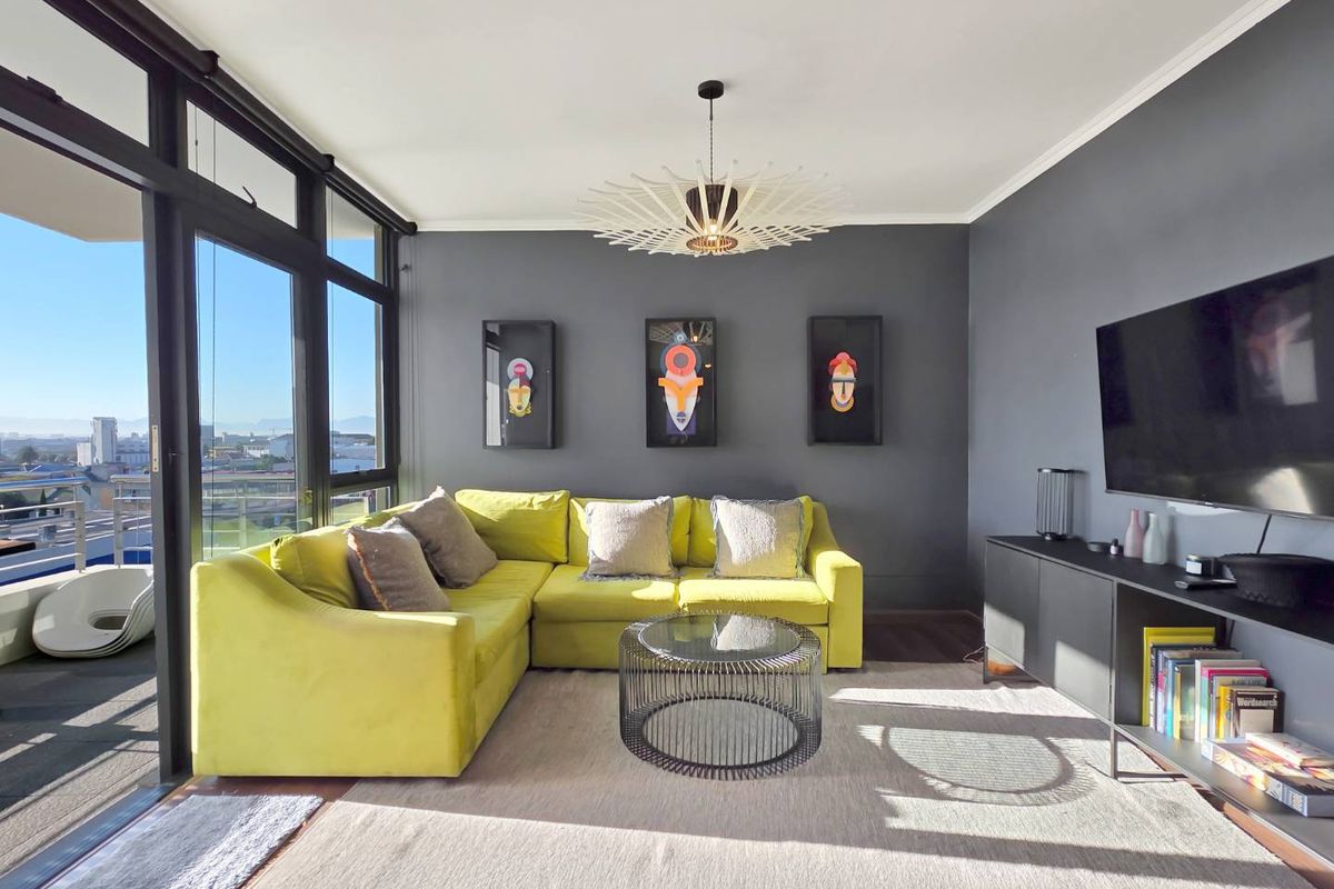 Woodstock's Finest: Contemporary Two-Bedroom Apartment with Urban Charm - AirBnB Friendly - Photo 4