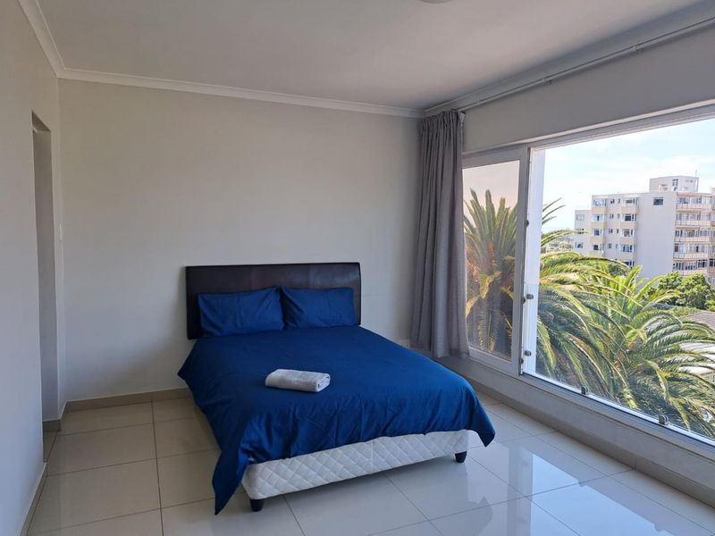 Partially furnished studio apartment - Photo 1