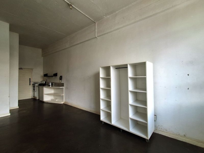 **Bright Studio Apartment for Sale at Main Street Life, Maboneng** - Photo 8