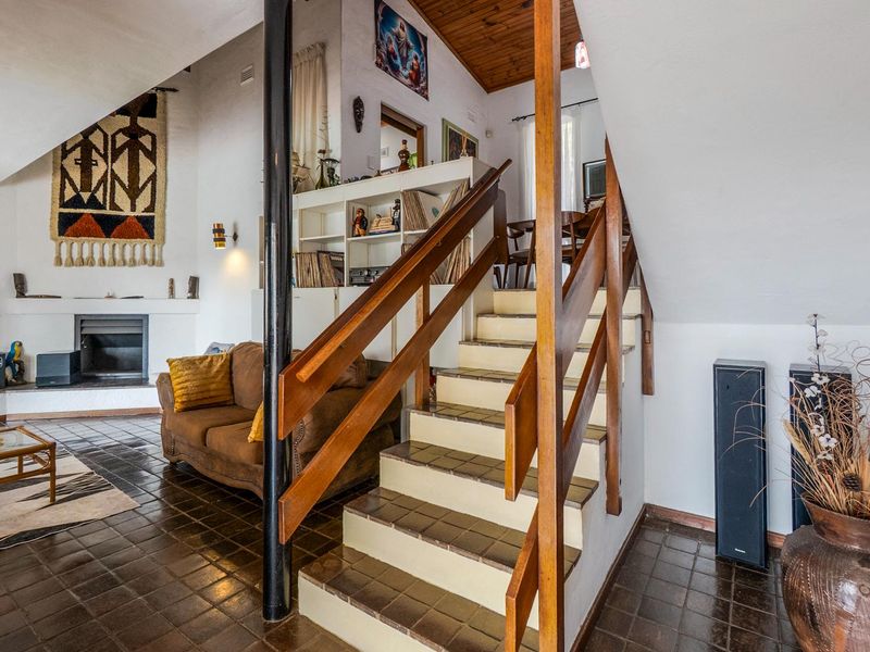 Unique family home - Photo 8