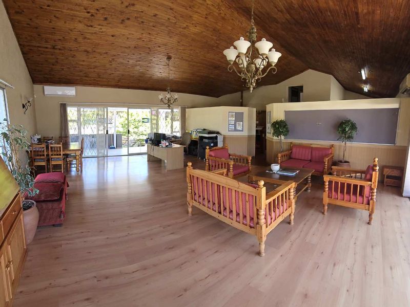 Multi Level Family Home in Schoemansville - Photo 5