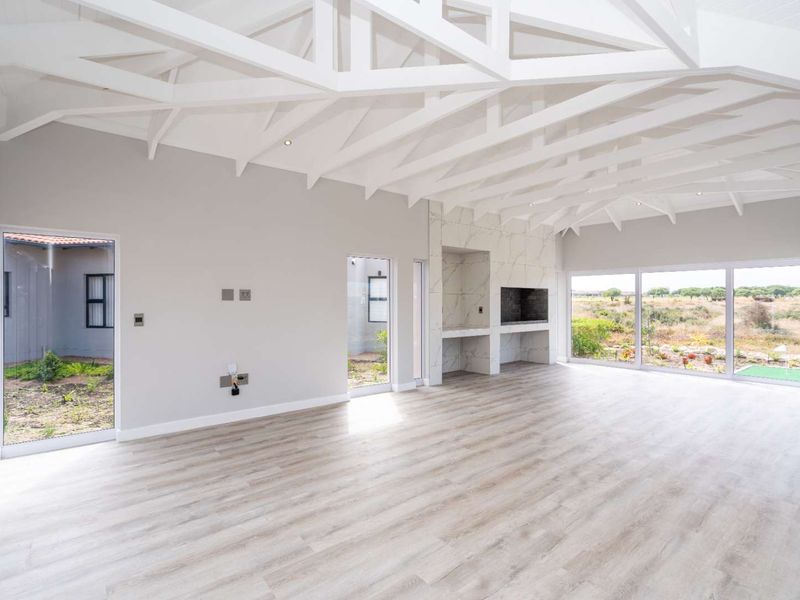 Well Priced Home, Waiting for its New Owner - Photo 7