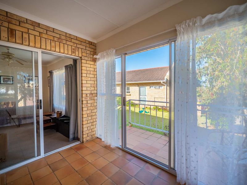Charming 2-Bedroom Townhouse in Eedenglen Retirement Village – Jeffrey’s Bay - Photo 10